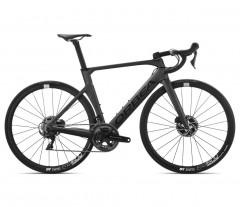 comparer et trouver le meilleur prix du vélo Orbea Orca aero m10 team disc 2019 noir métal sur Sportadvice